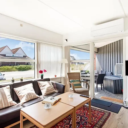 Milly - 100m From The Sea By Interhome *